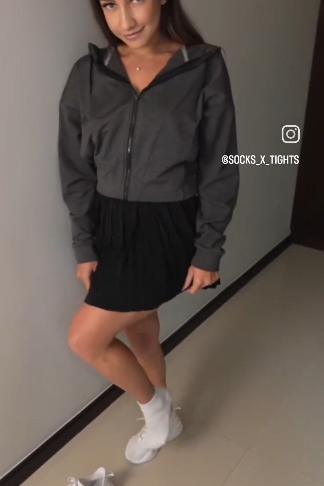 He takes off his sports shoes in the hall - FULL MOVIE